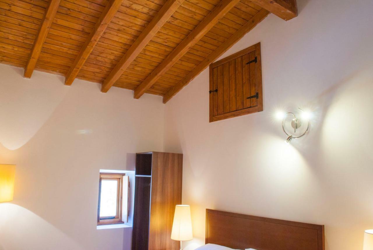 Casa De Campo De Oliveiras Penela Esterno foto